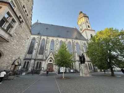 Thomaskirche (mit Bachdenkmal und Bachmuseum)